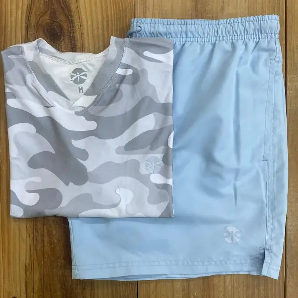 Conjunto Caballeros (Playera UV + Short) · Camuflaje gris y Celeste