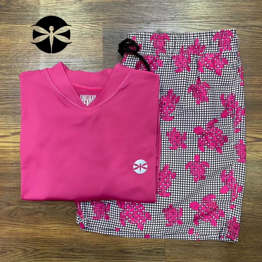 Conjunto Caballeros (Playera UV + Short) · Rosa Tortuga